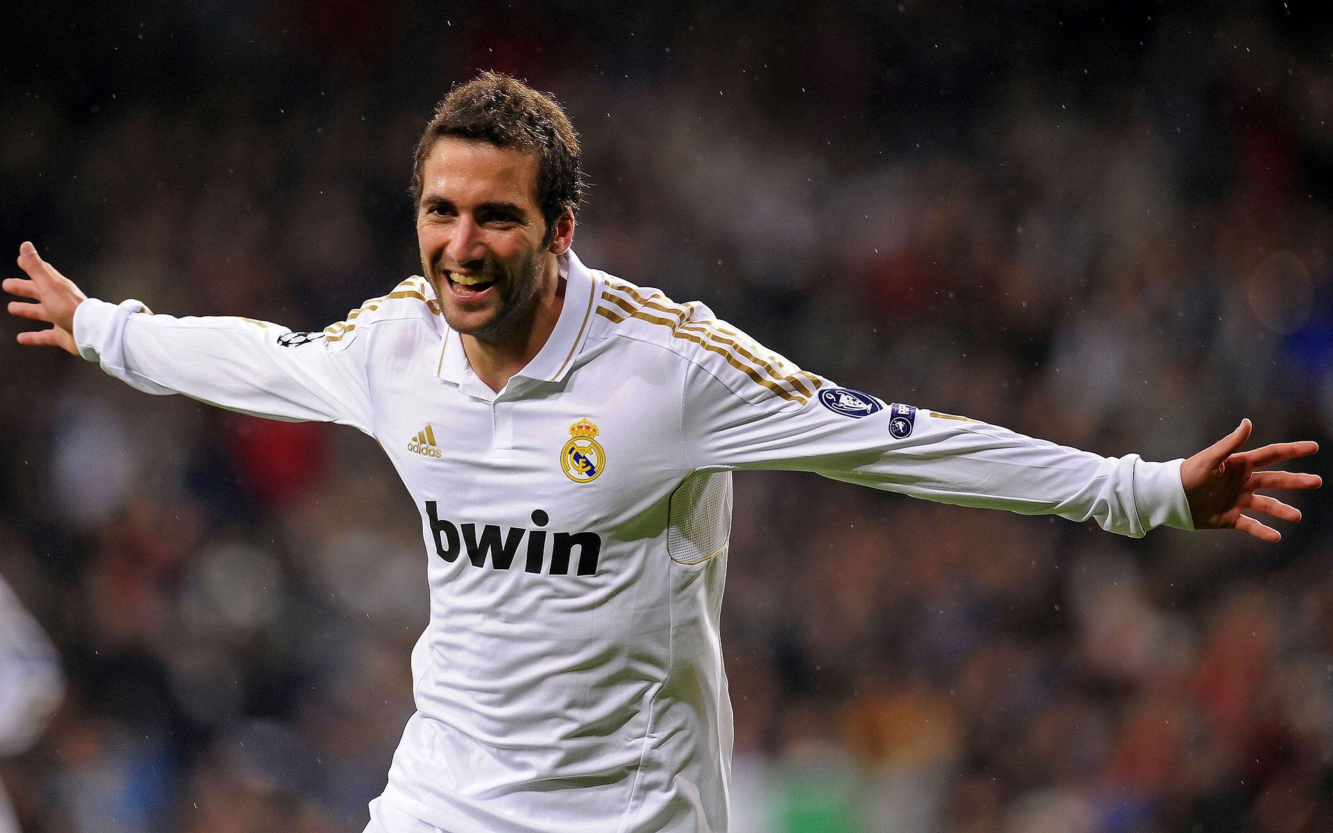 欧冠球员档案被媒体整理成专题报道,欧冠球员数据